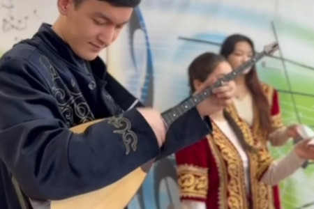 1F5CDBF6-D832-4E75-B637-3F2268B167F9